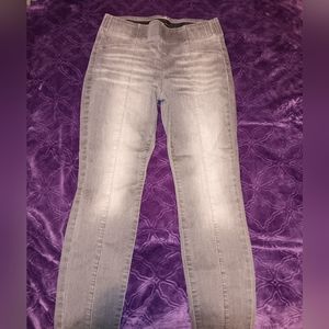 Simply Vera Pull on Denim